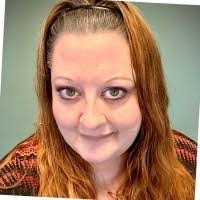 April Applegate's Instagram, Twitter & Facebook