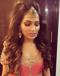The Pouf Is Too High But I Love The Curls A Much Smaller Pouf Would Be So Pretty Pinte Indian Hairstyles Indian Wedding Hairstyles Medium Length Hair Styles