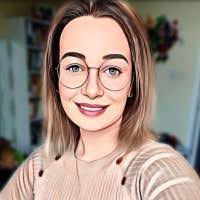 Agata Kaminska's Instagram, Twitter & Facebook