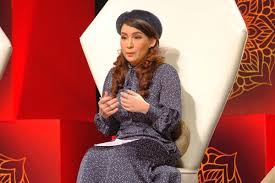 Phi nhung tiếp tục kể hôm nay, khi một người bạn tiết lộ 21/6 là ngày của cha, nữ ca sĩ đã bật khóc. Phi Nhung Khoc Khi Ká»ƒ Vá» Cau Chuyá»‡n Tháº­t Cá»§a Minh