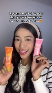Recommend kulit cerah dan glowing sunscreen dan toneup solusinya 😍  #sunbattleemina #skincareroutine #toneup