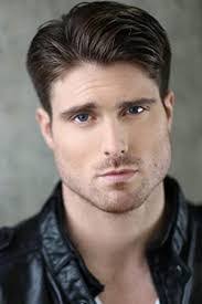 Rob Massie's Instagram, Twitter & Facebook