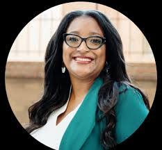 Ashley Glass's Instagram, Twitter & Facebook