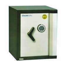 Brankas chubb cobra executive adalah brankas yang memberikan perlindungan yang handal terhadap pencurian dan kebakaran dalam suatu perpaduan yang sangat serasi antara bentuk, model maupun kekuatannya. Brankas Chubb Cobra Tronic Murah Dan Modern Masterkantor