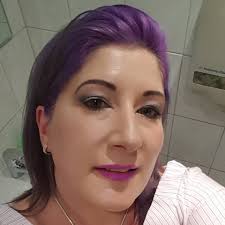 Peter Wright's wife Joanne spends two hours a day sculpting famous mohawk  hair-style