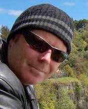 everythingsgonegreen: Retail Therapy 5: Colin Morris Records, Wellington