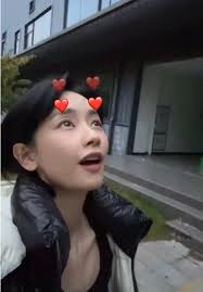 Hải Idol Quần Áo