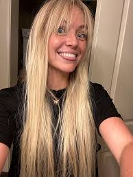 Shannon Link's Instagram, Twitter & Facebook