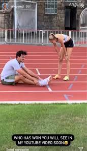 Hier bist du schon vor dem anpfiff immer auf dem laufenden. World S Sexiest Athlete Alica Schmidt Trains Dortmund As Man Utd Fans Joke They Re Doing Everything To Keep Sancho