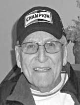 Almont football wins district; remains undefeated