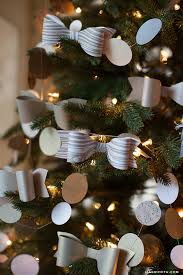 Osaka crafts 33.205 views2 year ago. 50 Diy Paper Christmas Ornaments To Create With The Kids Tonight