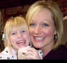 Sister Gwen Rainey and cousin Brandy Kay Bugg. Millions of pictures and one  more for the road. 😍