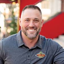 Larry Langley's Instagram, Twitter & Facebook