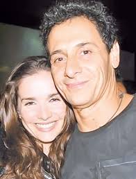 Jun 27, 2021 · cabe recordar que oreiro, que reside en la argentina junto a su marido, ricardo mollo, y su hijo, merlín atahualpa, es la conductora del reality de talentos de su tierra natal. Natalia Oreiro Dio A Luz A Su Primer Hijo Merlin Mollo Diario Democracia