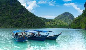 Swam in the deep dayang bunting lake. Pulau Dayang