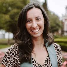 Amanda Connally's Instagram, Twitter & Facebook