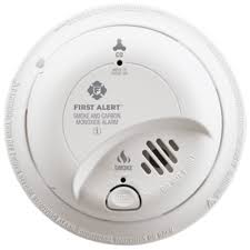 This first alert carbon monoxide detector has a digital display that features a peak reading since the last reset. Combination Smoke Carbon Monoxide Alarm Smoke Carbon Monoxide Detector