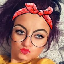 Carly Main (Carlie357)