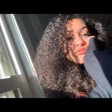 Rebecca Kinard's Instagram, Twitter & Facebook