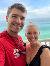 Visit this beauty today between 3-5 ! OPENHOUSE OPEN HOUSE .님 МрА Looking  to call Ormond home? Fall in love with this this local gem