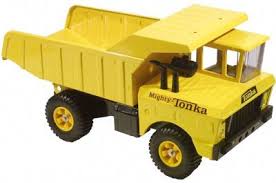 El Tonka Truck Era Uno De Mis Juguetes Favoritos Dr T Toy Play Carritos De Pedales Carritos De Madera Y Juguetes