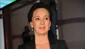 Совсем недавно чулпан хаматова закончила сниматься в глобальном проекте — многосерийном фильме по роману гузель яхиной «зулейха открывает глаза». Chulpan Hamatova Smenila Imidzh Instagram Poslednie Novosti Shou Biznes Dni Ru