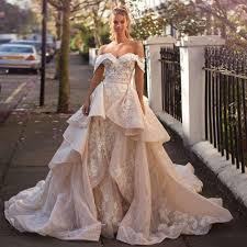 But a mermaid wedding dress is sexy, stylish, and perfect for a bride who wants to show off her curves on her wedding day. 2020 Off Shoulder Mermaid Wedding Dresses With Detachable Train Vintage 3d Flowers Plus Size Bridal Gown Chapel Train From One Stopos 350 22 Dhgate Com