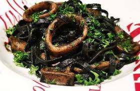 Pates Aux Calamars Sauce A L Encre De Seiche Recette Pate Fraiche Alimentation Recette Pate