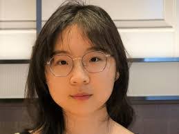 Maria Lulo's Instagram, Twitter & Facebook