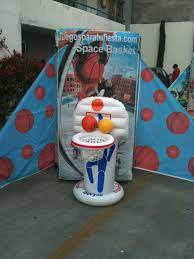 Ideas para juegos de campamento con los ninos de todas las edades. Juegos De Feria Para Ninos Grandes Kids Playing Flooring Companies Fall Fest
