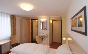 Guests rate the accommodation with a 8. Hotel Haus Am Berg In Trier Deutschland 200 Bewertungen Preise Planet Of Hotels