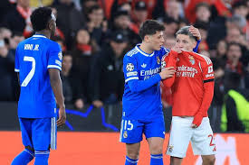 Uefa suspende Prestianni por seis jogos por 'conduta discriminatória' contra Vini Jr.