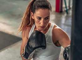 Mandy marie brigitte bujold (born 25 july 1987 in cobourg, ontario) is an amateur boxer from canada. This Olympic Boxer Didn T Want To Compete But Her Talent Couldn T Be Ignored Fashion Magazine