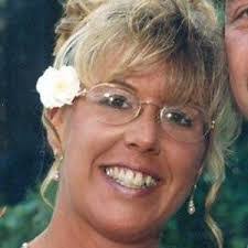 Laura Runyon's Instagram, Twitter & Facebook