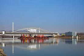 Der baustart erfolgte im 3. Neue Donaubrucke Linz Martin Steinkellner Architekturfotograf Linz