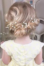 Tis the wedding season, everyone would want to look the best. 33 Cute Flower Girl Hairstyles 2020 Update Wedding Forward Flower Girl Hairstyles Bridesmaid Hair Hair Styles