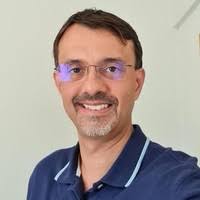 PDF) O horror e o Outro: um estudo psicanalítico sobre a angústia sob o  prisma do "Unheimlich" freudiano