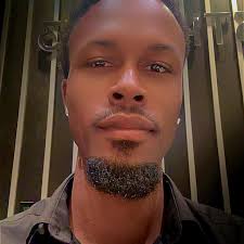 Victor Wembanyama shaved his head and visited monks at a Shaolin temple 😅😂