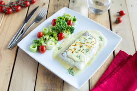 Cultured cream is cream soured with a bacterial culture, similar to sour cream or mexican crema. Recette Dos De Cabillaud Sauce Creme Fraiche Safranee Grand Fermage