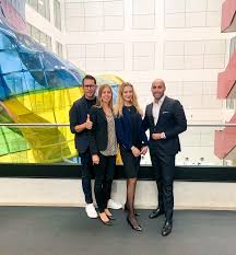 Ausbildung kauffrau/kaufmann für dialogmarketing deutsche bank die deutsche bank ist deutschlands führende bank mit internationaler ausrichtung. Ich Hatte Ja Keine Ahnung Wie Sich Das Alles Entwickelt Deutsche Bank Careers