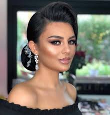 So, for the brides to be, today, we have put together a guide to get the perfect makeup look, the things you're going to need, everything! Pin By Drita On Coafuri 2019 Bridal Hair And Makeup Hair Styles Bridal Hair Updo