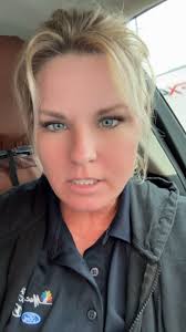 Navigating Single Life: The Hot Mess Express Journey