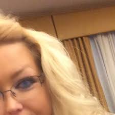 Shonna Ford's Instagram, Twitter & Facebook