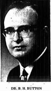 For those of you who were born at Miss Freise's Maternity Hospital, here's  the card from my hospital bassinet, a picture of me and the sweet little  bracelet they made and put