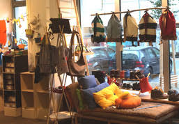 Hier findest du hilfreiche orte und ausgehmöglichkeiten auf und in der nähe von stargarder str.: Die Stargarder Berlin