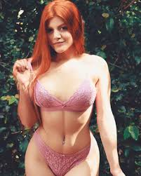 Anny Ward - Free nude pics, galleries & more at Babepedia