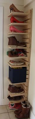Gagner De L Espace A La Maison Idee Rangement Etagere Chaussures Deco Rangement