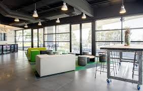 Though everyone, hitherto, is not comfortable with the notion of building up offices in their homes, the idea is still cracking a good deal. Industrial Office Design For Closed Plan Flooring News 92 Fm