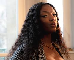 DAVINHOR : "MA MUSIQUE ME FAIT ME SENTIR FORTE"