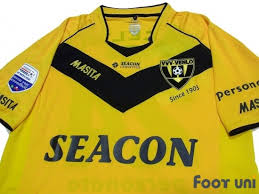 Door de jaren heen heeft janssen ruim 180 shirts van zijn geliefde club uit venlo weten te verzamelen. Vvv Venlo 2010 2011 Home Shirt 24 Online Store From Footuni Japan